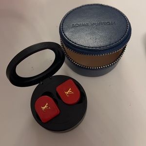 Like new Louis Vuitton earbuds